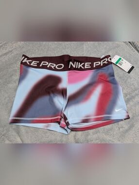 Nike Pro Gradient Performance Shorts - Light Blue, Burgundy & Pink Sz:XL NWT